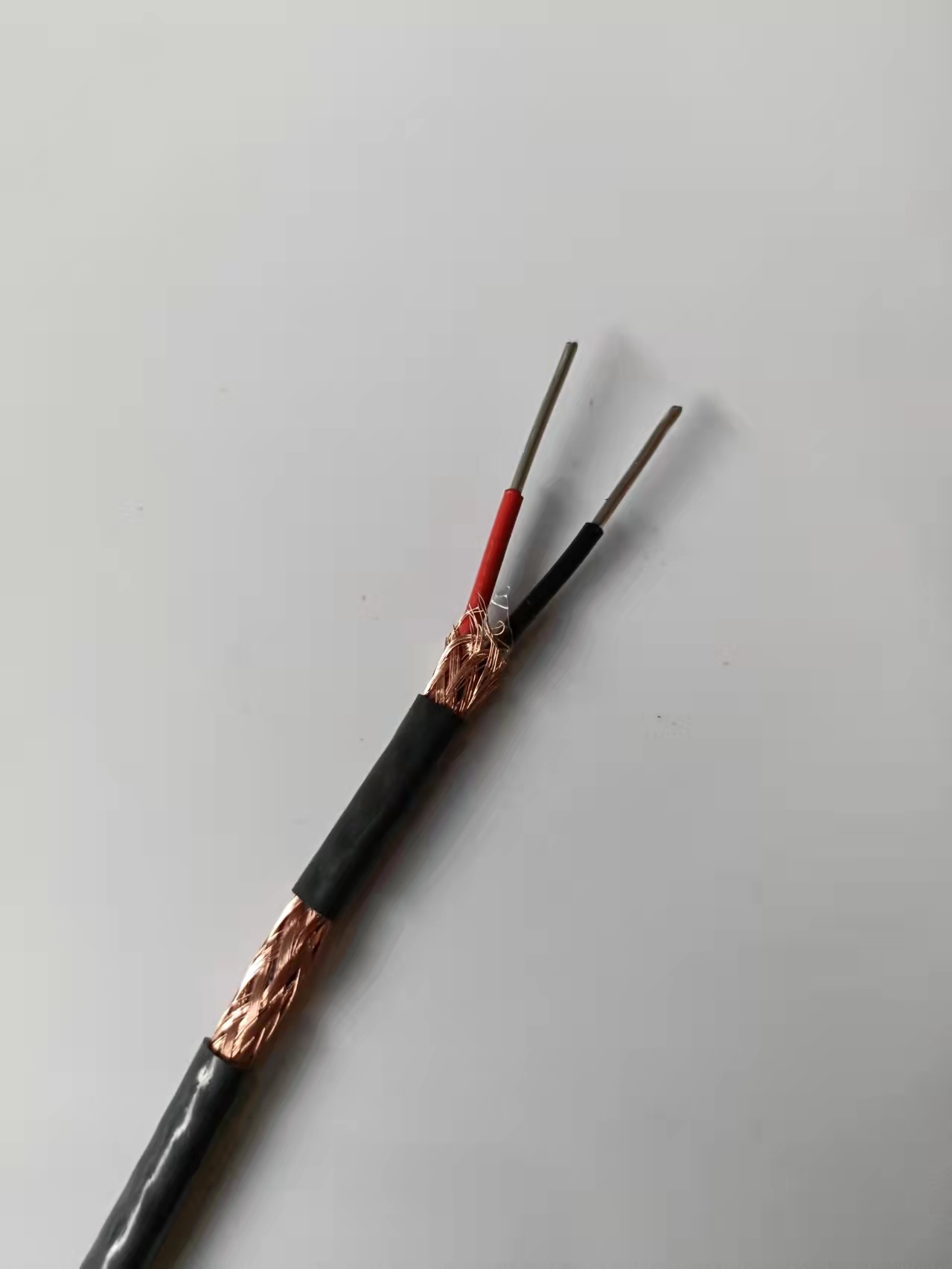 聚氯乙烯絕緣和護套控製電纜